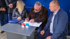 Podpisanie Umów Na Rozbudowe Drogi W Miejscowości Osina Majorat (7)