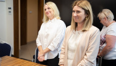 Egzamin Oraz Uroczyste Wręczenie Dyplomów Specjalizacji I Stopnia W Zawodzie Pracownik Socjalny (12)