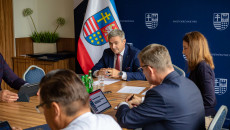 Krystian Jarubas Prowadzi Obrady Komisji Samorządu Terytorialnego