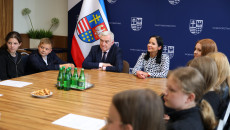 Spotkanie Młodzieży Z Gminy Bieliny Z Andrzejem Bętkowskim I Przedstawicielami Młodzieżowego Sejmiku Województwa Świętokrzyskiego (8)