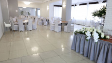 Hotel „nad Stawem” W Rosiejowie W Gminie Skalbmierz, Wnętrza Oraz Widok Zewnętrzny Hotelu (2)