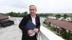 Hotel „nad Stawem” W Rosiejowie W Gminie Skalbmierz, Wnętrza Oraz Widok Zewnętrzny Hotelu (24)