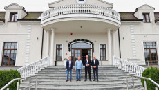 Hotel „nad Stawem” W Rosiejowie W Gminie Skalbmierz, Wnętrza Oraz Widok Zewnętrzny Hotelu (34)
