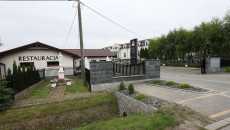 Hotel „nad Stawem” W Rosiejowie W Gminie Skalbmierz, Wnętrza Oraz Widok Zewnętrzny Hotelu (48)