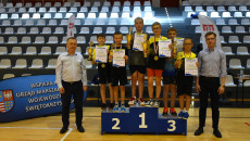 Iv Turniej Tenisa Stołowego Zawodnicy Na Podium