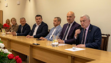 Podpisanie Umów W Połańcu Z Udziałem Wicemarszałka Grzegorza Sochy, Przewodniczącego Andrzeja Bętkowskiego (18)