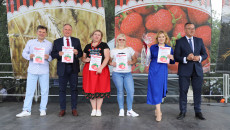 Święto Truskawki W Hucie Szklanej (22)