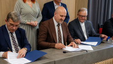 Uroczystość Przekazania Umów Beneficjentom W Opatowie (4)