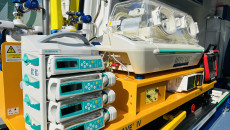 Nowoczesna karetka neonatologiczna we flocie Świętokrzyskiego Centrum Ratownictwa Medycznego i Transportu Sanitarnego