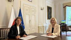 Podpisanie Aneksu Do Umowy Ws. Teatru (4)
