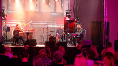 Koncert islandzkiej artystki i czytanie Fossego otworzyły siedzibę Teatru Żeromskiego po remoncie