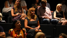 Koncert islandzkiej artystki i czytanie Fossego otworzyły siedzibę Teatru Żeromskiego po remoncie