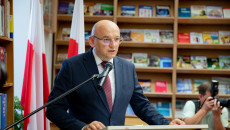 Wyjątkową ekspozycją oraz wspólnym śpiewaniem pieśni oddano hołd powstańcom warszawskim