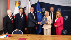 Nowoczesna komunikacja miejska w Busku i w Stopnicy.