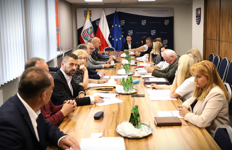 Obradowała Komisja Budżetu i Finansów sejmiku województwa.1