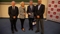 przekazanie listu gratulacyjnego
