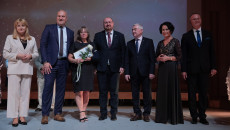 laureaci nagrody 8