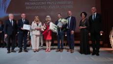 laureaci nagrody 2