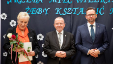Obchody Dnia Edukacji Narodowej w Zespole Szkół nr 1 im. ks. Stanisława Konarskiego w Jędrzejowie z udziałem Marka Bogusławskiego, wicemarszałka województwa świętokrzyskiego