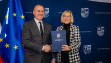 przekazanie dokumentów
