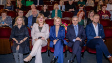 goście uroczystości w gronie marszałek Renata Janik