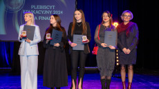 laureaci plebiscytu i marszałek Renata Janik