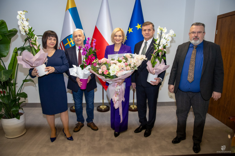 Podziękowania za lata pracy- pożegnanie wieloletnich pracowników