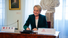 Podpisanie listu intencyjnego w sprawie jubileuszu 1000-lecia koronacji Bolesława Chrobrego. 17