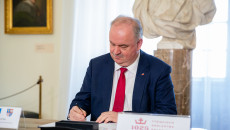 Podpisanie listu intencyjnego w sprawie jubileuszu 1000-lecia koronacji Bolesława Chrobrego. 15