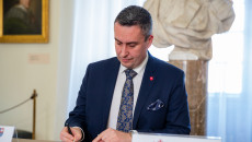 Podpisanie listu intencyjnego w sprawie jubileuszu 1000-lecia koronacji Bolesława Chrobrego. 14