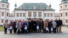 Seniorów z gminy Strawczyn spotkania z kulturą.