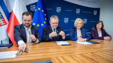podpisanie dokumentów