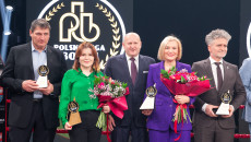 Marszałek województwa świętokrzyskiego Renata Janik, poseł Anna Krupka, senator Krzysztof Słoń, prezes Zarządu KKB RUSHH, Prezes Polskiego Związku Bokserskiego Grzegorz Nowaczek, pięściarz, medalista olimpijski Andrzej Gołota