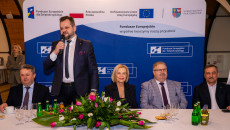 uczestnicy spotkania w Staszowie