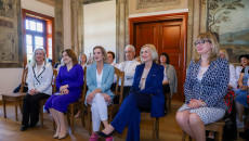 W Parku Etnograficznym w Tokarni marszałek województwa Renata Janik wręczyła nagrody w konkursie na najpiękniejszy stroik wielkanocny,
