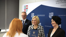 wręczenie dyplomu