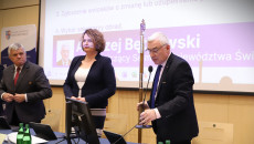 Sejmik Województwa Świętokrzyskiego obradował na XIV w tej kadencji sesji .