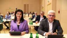 Sejmik Województwa Świętokrzyskiego obradował na XIV w tej kadencji sesji .