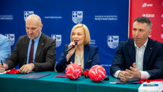 Województwo świętokrzyskie gospodarzem Mistrzostw Świata w Piłce Ręcznej Mężczyzn do lat 21 - konferencja prasowa, mówi marszałek Renata Janik.