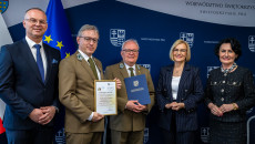 prezentacja podpisanego porozumienia