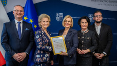 prezentacja podpisanego porozumienia