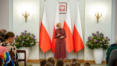 uroczystość rozstrzygnięcia konkursu Razem dla Seniorów z udziałem marszałek Renaty Janik i małżonki prezydenta Agaty Dudy
