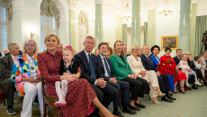 uroczystość rozstrzygnięcia konkursu Razem dla Seniorów z udziałem marszałek Renaty Janik i małżonki prezydenta Agaty Dudy