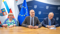 Podpisanie umów na inwestycje wodno-kanalizacyjne, w ramach naborów prowadzonych przez ŚBRR w Kielcach.