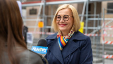 marszałek Renata Janik, poseł Anna Krupka, dyrektor Magdalena Fogiel-Litwinek