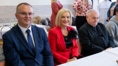 Piękny jubileusz Środowiskowego Domu Samopomocy kieleckiej Caritas z udziałem marszałek Renaty Janik.