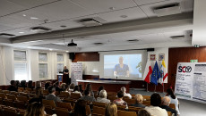 prezentacja podczas konferencji
