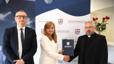 Świętokrzyskie zabytki odzyskają dawny blask. Pińczów - podpisanie umów na rewitalizację obiektów zabytkowych.