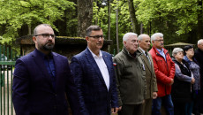 przewodniczący Andrzej Bętkowski w gronie gości