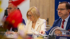 Konwent Marszałków Województw - prezydencja Województwa Małopolskiego, II posiedzenie w Szczawnicy, z udziałem Marszałek Województwa Świętokrzyskiego Renaty Janik i Marszałka Województwa Podkarpackiego Władysława Ortyla.